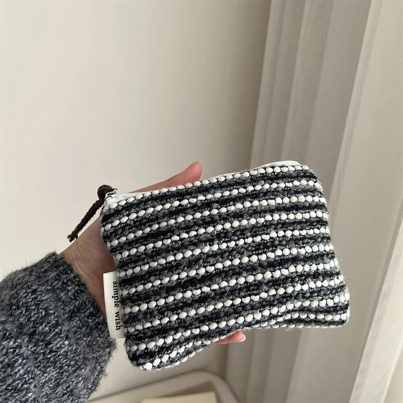 5pcs Coin Purses Women Wool Knitted Striped Retro Lipstick Holder Storage Bag Mix Color