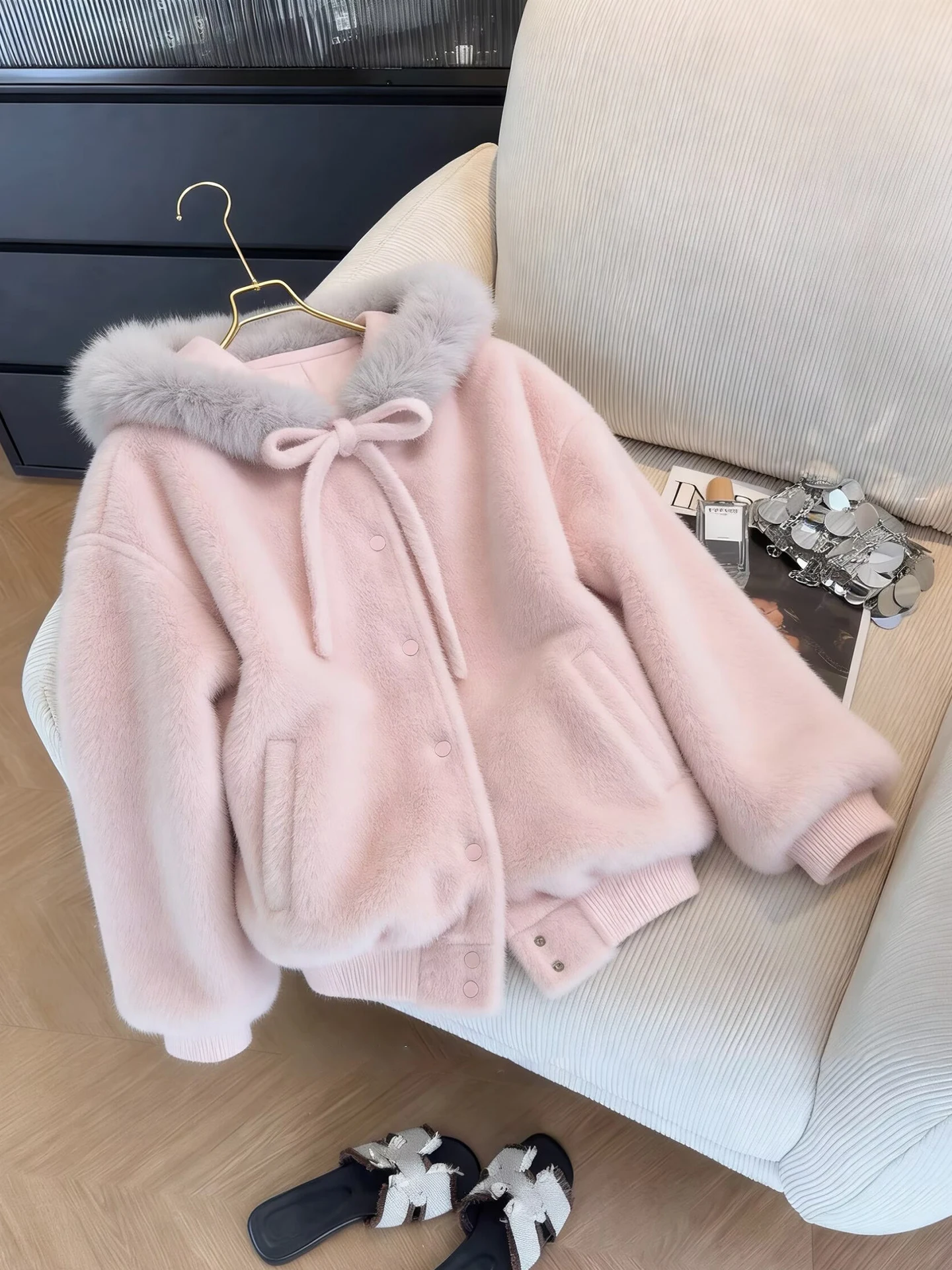 

Корейская милая куртка-жакет с меховым воротником и поясом, с капюшоном, для женщин, весна-осень, универсальная, стильная, с принтом...