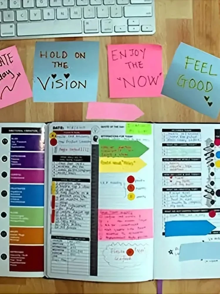 مجموعة واحدة من ملصقات الراحة الملونة، مجموعة ملصقات متعددة الألوان، صندوق تغليف جلدي، تقويم 2024 والمزيد #3