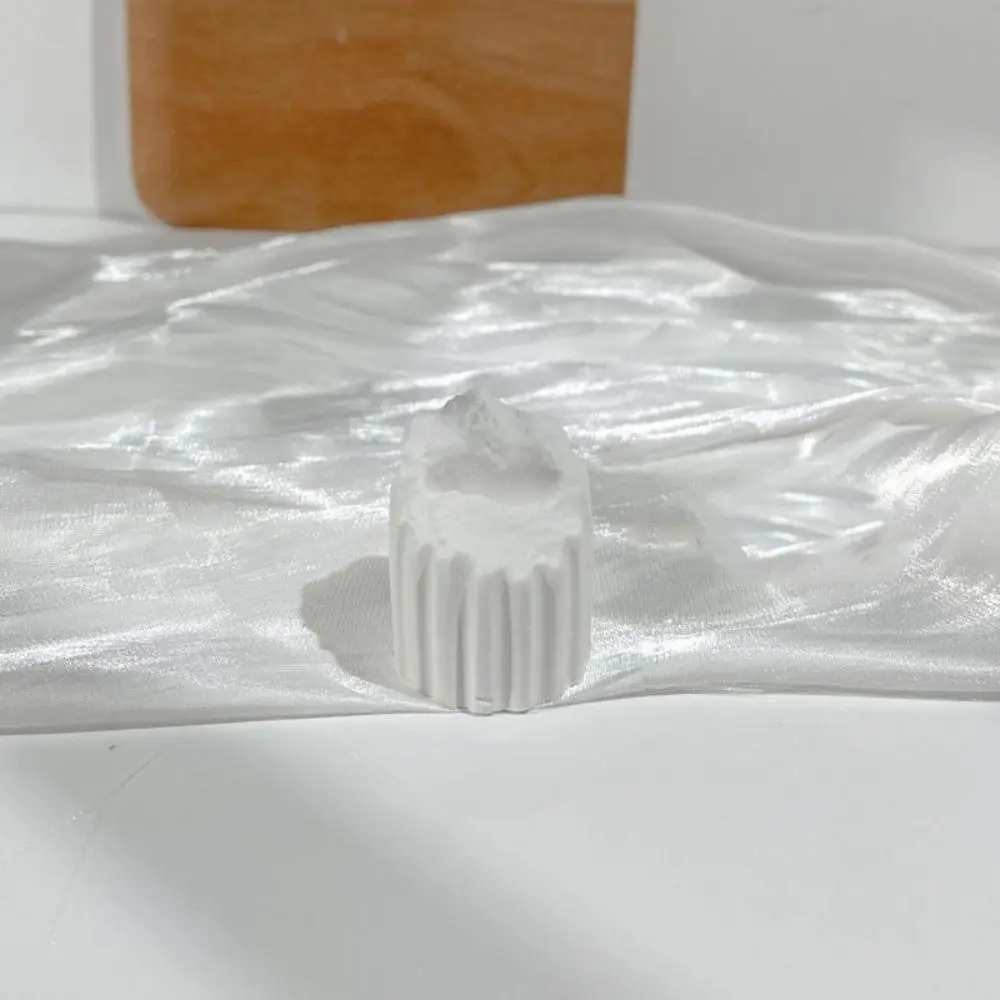 

Роскошная подставка для колец в виде римской колонны, белый гипс, изысканный винтажный держатель для колец из гипса, украшение для дома в европейском стиле