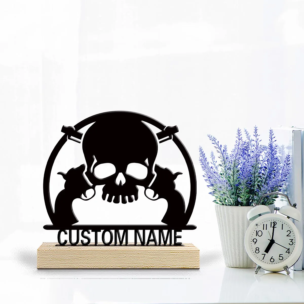 

1 шт. Романтическая персонализированная металлическая статуэтка-скелет с двумя пистолетами, декор для стола в стиле фермерского дома с деревянной подставкой, талисман удачи