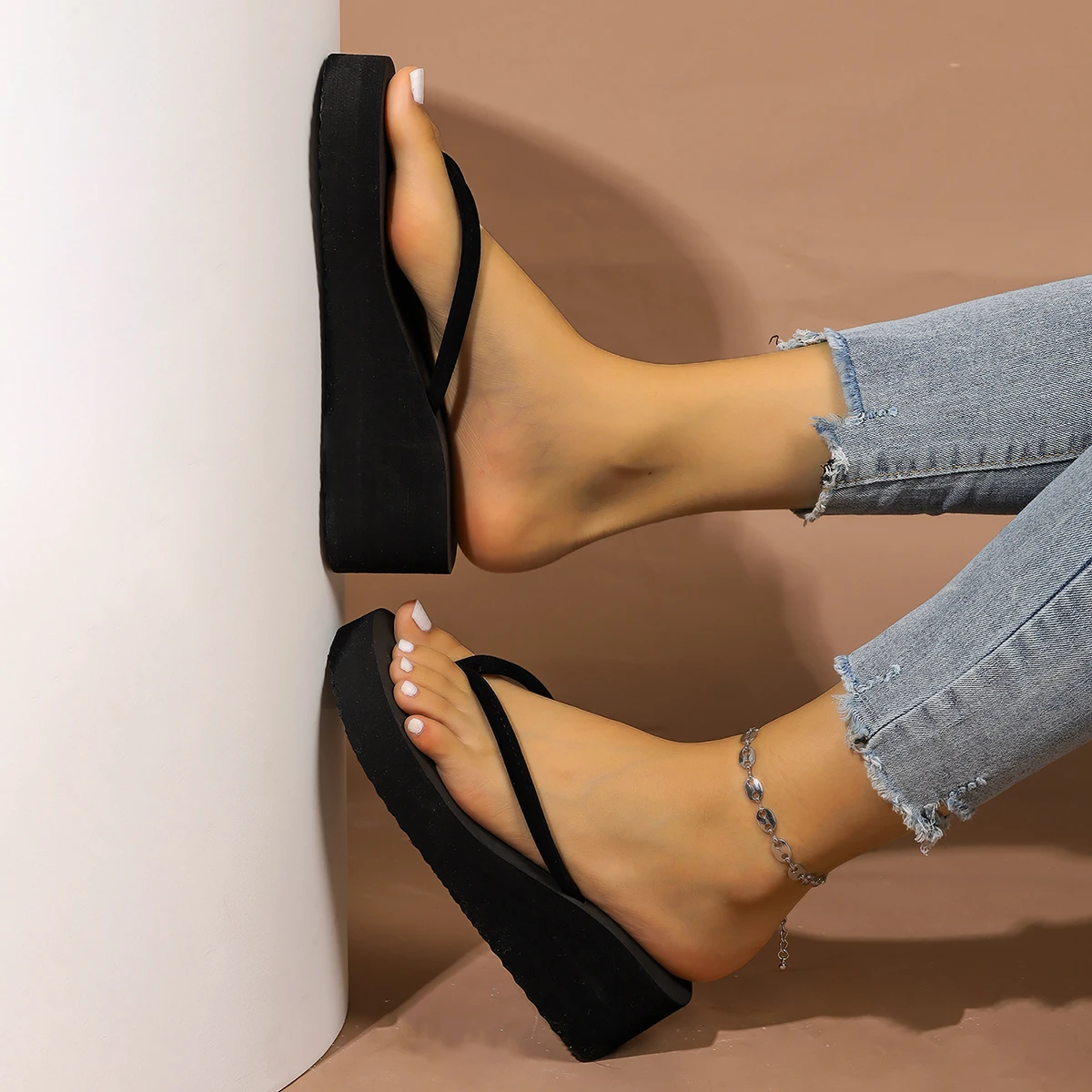 Women Slippers Summer Beach Wedge Slippers Flip-Flops Clip Toe Platform Sandals Outdoor High Heels Slides Women Orthopedic Shoes