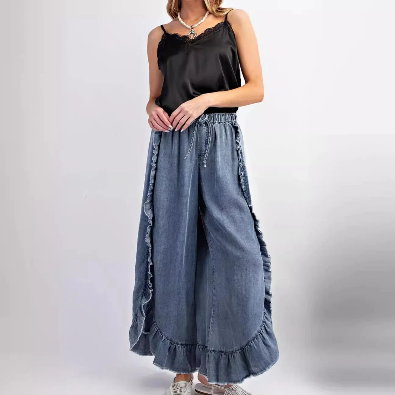 Jeans Wanita Denim Celana Flare Pinggang Tengah Serut Berenda Lotus Celana Ruffle Vintage Dicuci Tertekan 2025 Pakaian Jalanan