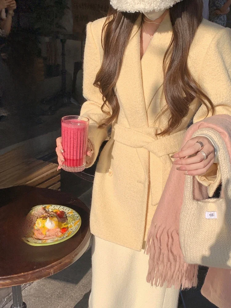 

Желтое шерстяное пальто, женское повседневное тяжелое издание, новинка 2024, осенний корейский высококачественный костюм для отдыха