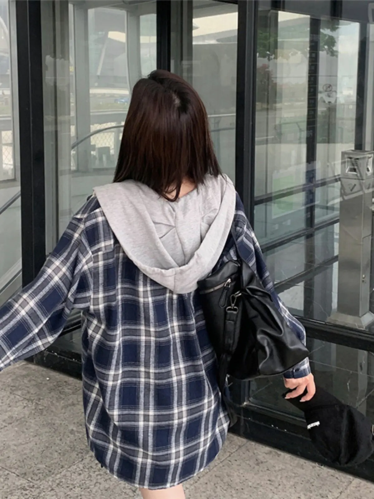 2026 Herbst Neue Damen Koreanische Retro-Kapuzen-Karohemd-Bluse, Locker Sitzendes Zweiteiliges Design, Lässige Oberbekleidung – Detail 7
