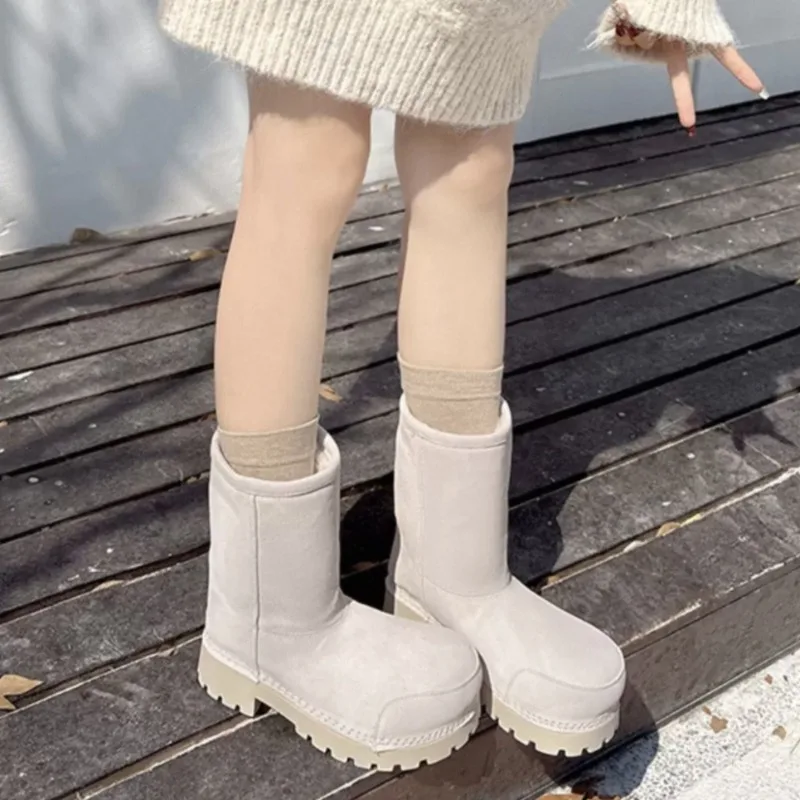 2026 New Women's Shoes Fashion Round Head Ultra Warm Snow Boots for Woman Exquisite Platform Boots Designer Shoes Botas Feminina