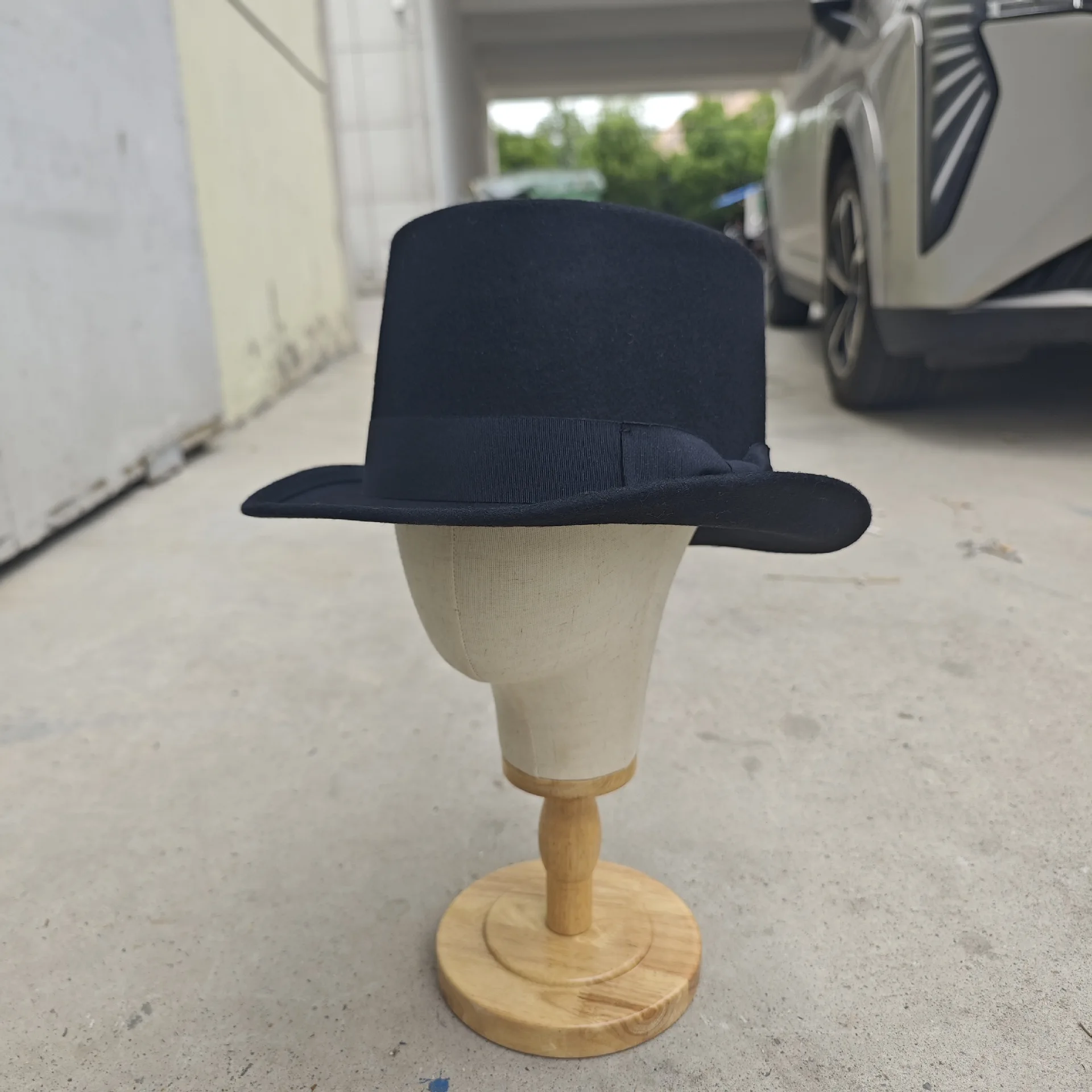 

Supply of Wool Flat-Top Presidential Hats Wool Top Hat Big Magician Hat British Gentleman's Flat Cap