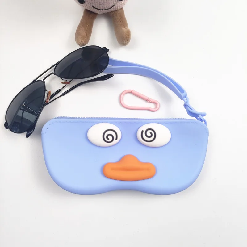 แบบพกพากันน้ําซิลิโคนแว่นตา Simple TO Store พร้อมที่จับแขวนเหมาะสําหรับ Travel Man ของขวัญ