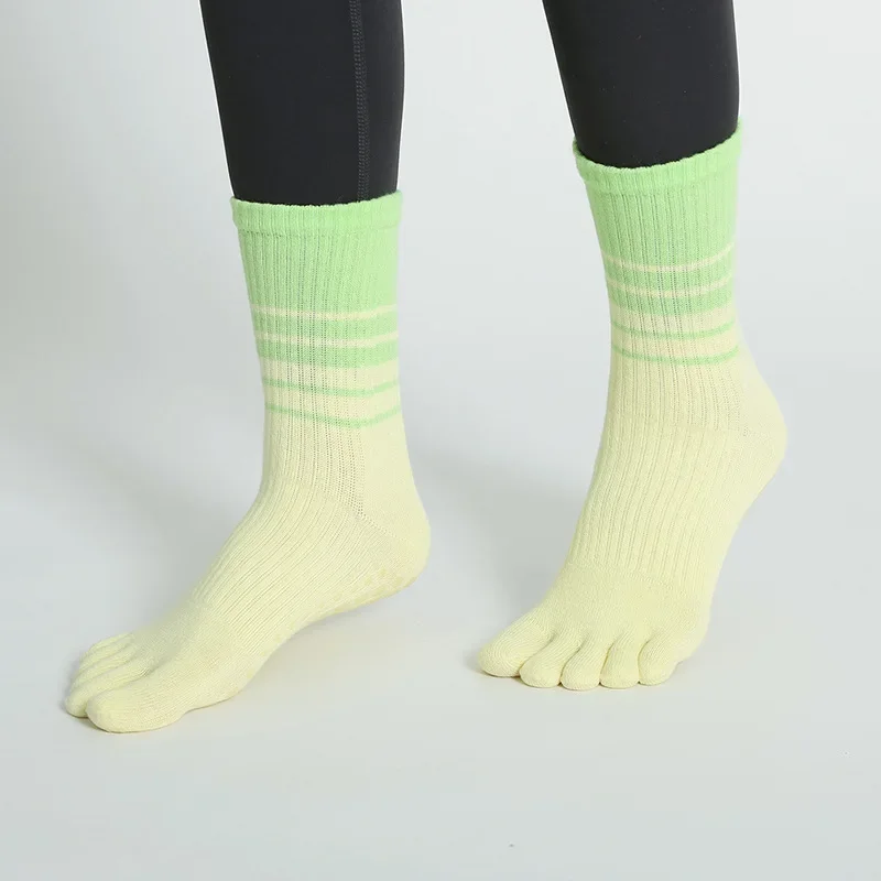 

Cotton Gradient Striped Mid-calf Yoga Socks Silicone Anti-slip Five-toe Socks Running Pilates Ballet Dance Fitness Sports Socks