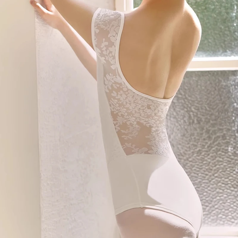 여성 발레 댄스 점프 슈트 벨벳 3D 꽃 패턴 탑 체조 연습 요가 발레 레오타드 무대 공연 의상