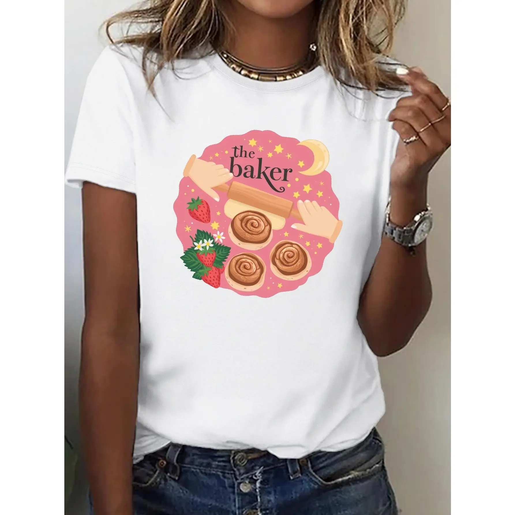 

The Baker Graphic T-Shirt, Cute Cinnamon Roll Print Tee, Funny Gift for Baker, Women's Kitchen Top