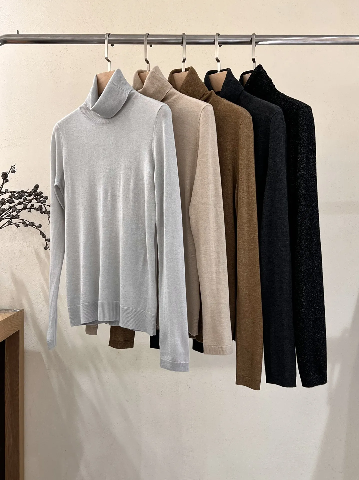 Women's Bottoming Shirt Soft Gold Thread Cashmere Silk Turtleneck Pullover Sweater Long-sleeved Top