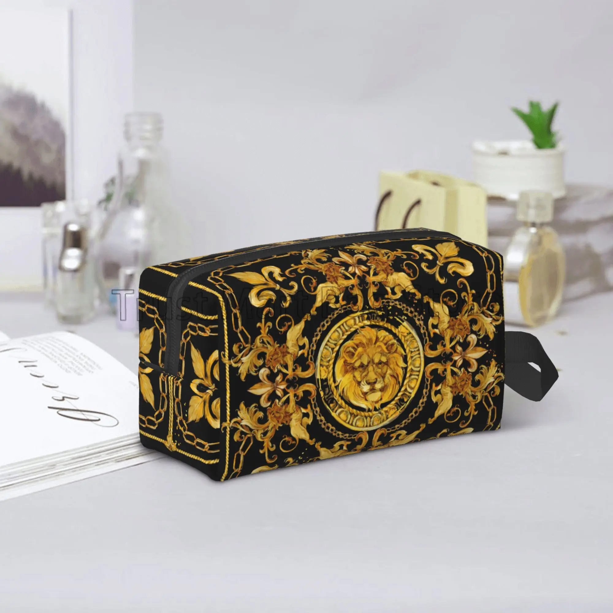 Golden Lion Baroque Print Makeup Bag Large Portable Lightweight Travel Toiletry Organizer Zipper Cosmetic Pouch for Women Men