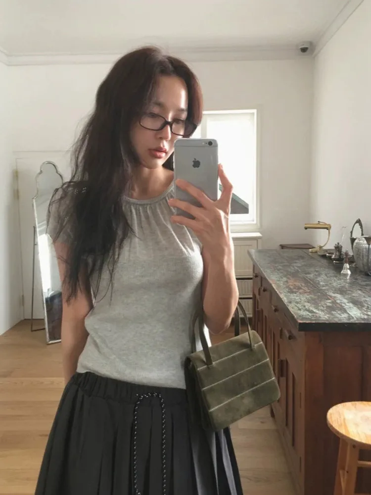 

Summer 2026 Dongdaemun Korean Style Thin Short Sleeve Knitted T-Shirt Women's Fashionable Casual Top Ultra-Light Polyester Fiber