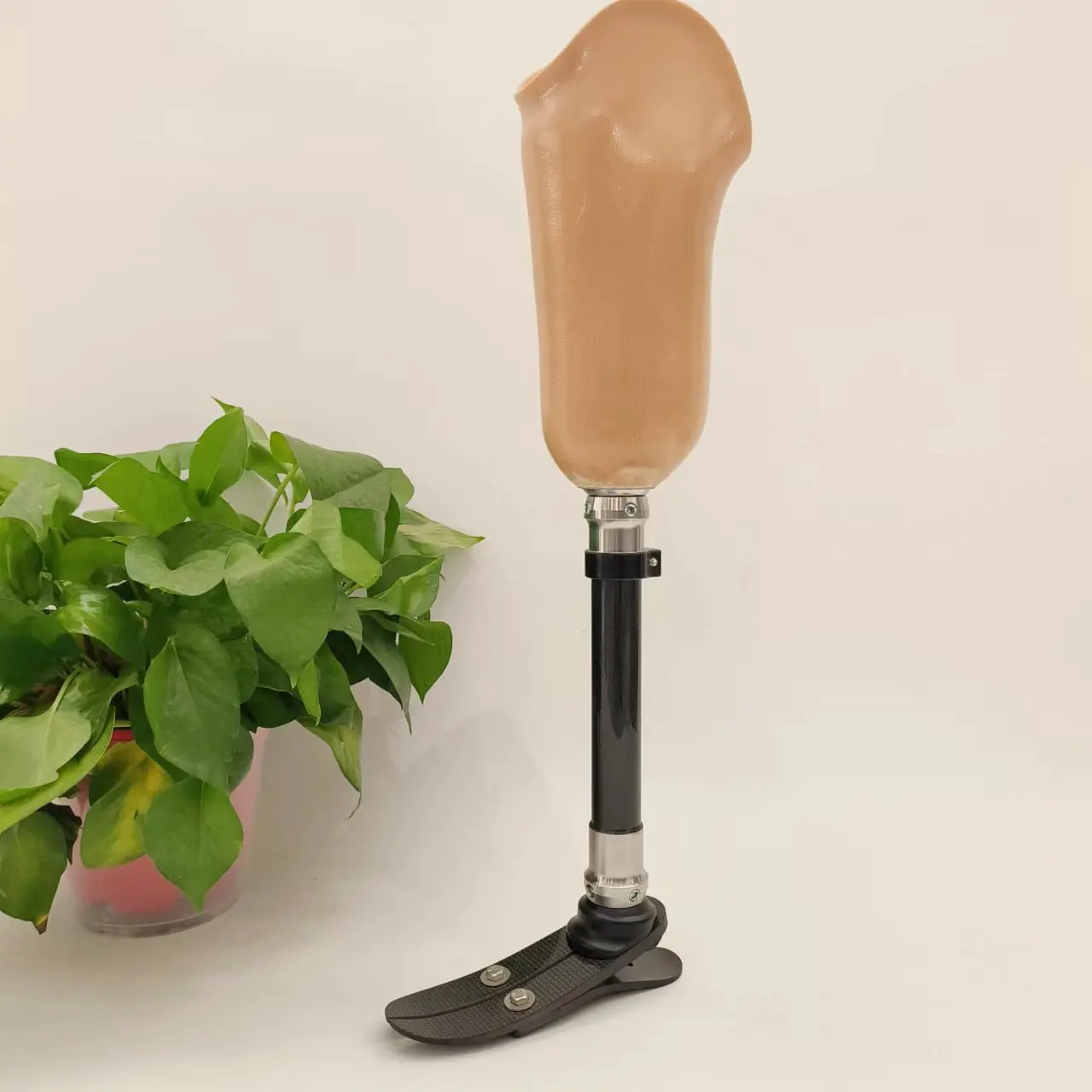 

For artificial limbs titanium carbon fiber components prosthetic leg and foot below knee