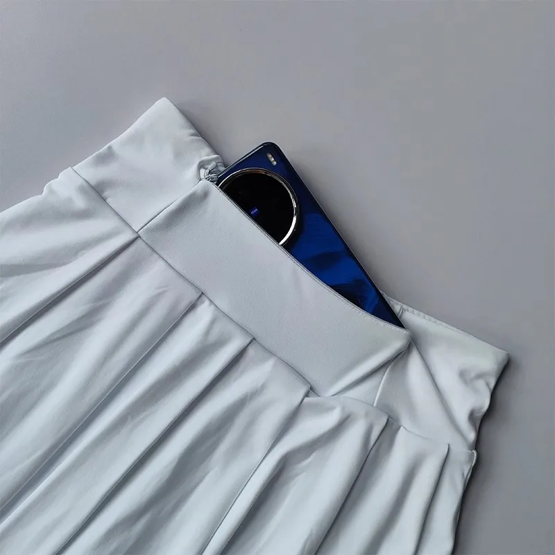 Novo conjunto de terno de tênis de verão feminino, camisa polo curta, top esportivo de manga curta emparelhado com calças de saia plissada antirreflexo