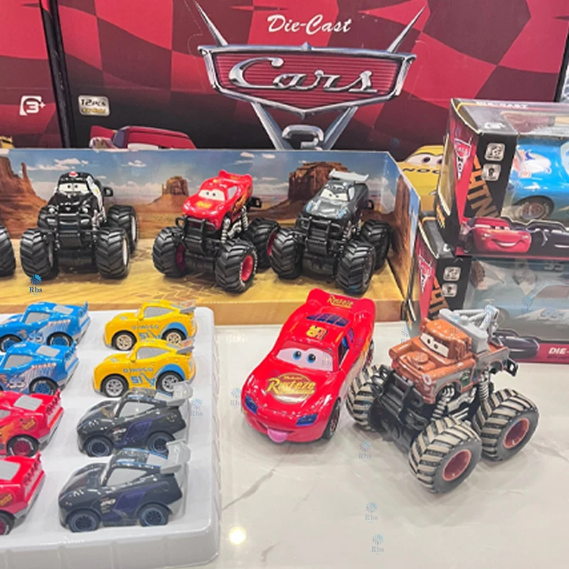 Disney Toy Story 3-modelauto Lightning Mcqueen Metaal gegoten met verlichting Traagheidstrekwiel Spit je tong uit Auto's Speelgoed