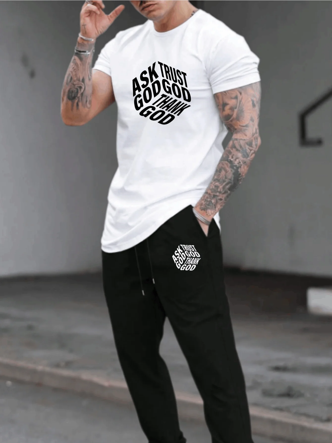 

2-Piece Personalized "Pray to God" Cotton Crew Neck T-Shirt + Drawstring Ankle-Tied Joggers, Outdoor Casual Sports Set