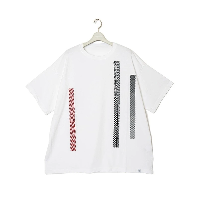 

Summer FACETASM Print T-shirt, a simple short-sleeved T-shirt with a round neck, is loose, comfortable and trendy