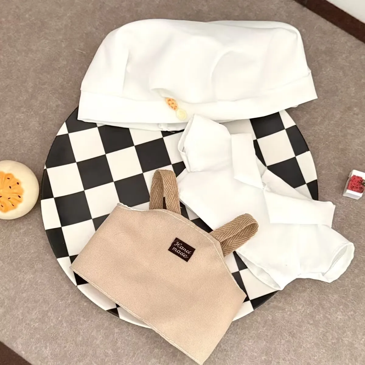 Set di vestiti per bambole in cotone da 20 cm, bambola da chef in peluche, set di sostituzione per abbigliamento esterno super economico e carino in stock