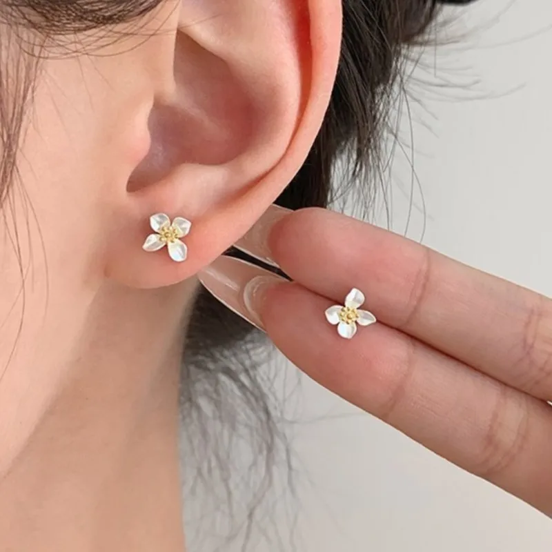 PANJBJ 925 Sterling Silver Flower Earring for Women Design Sweet Romantic Ins Extremely Small Jewelry Birthday Gift Dropshipping