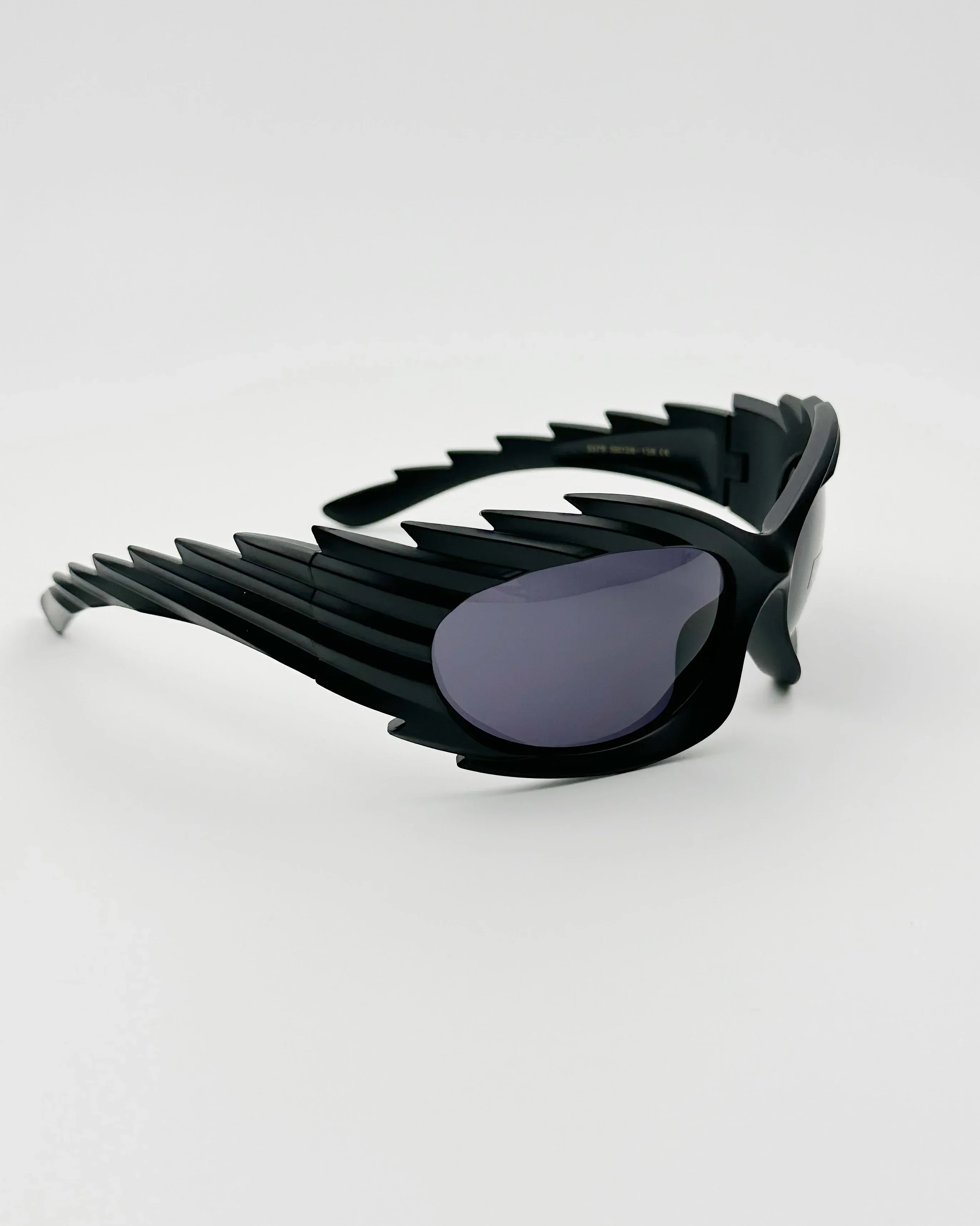 Y2K avant-garde heavy metal hedgehog sunglasses show, reggae sunglasses, men's and women's outdoor glasses fashion