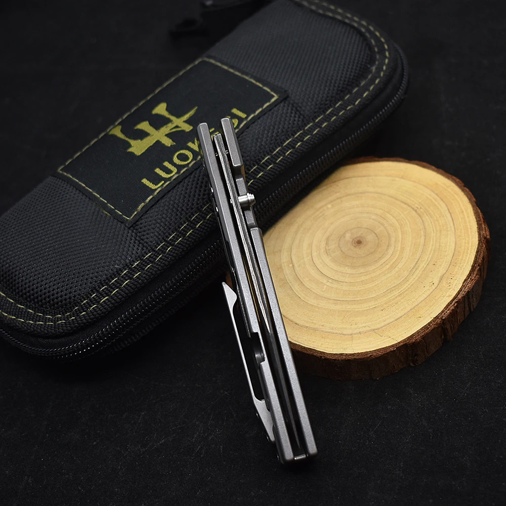 Damascus Steel Titanium Alloy Handle Folding Knives Outdoor Hunting Durable Hunting Knife Self Defense Top Quality Sharp EDC