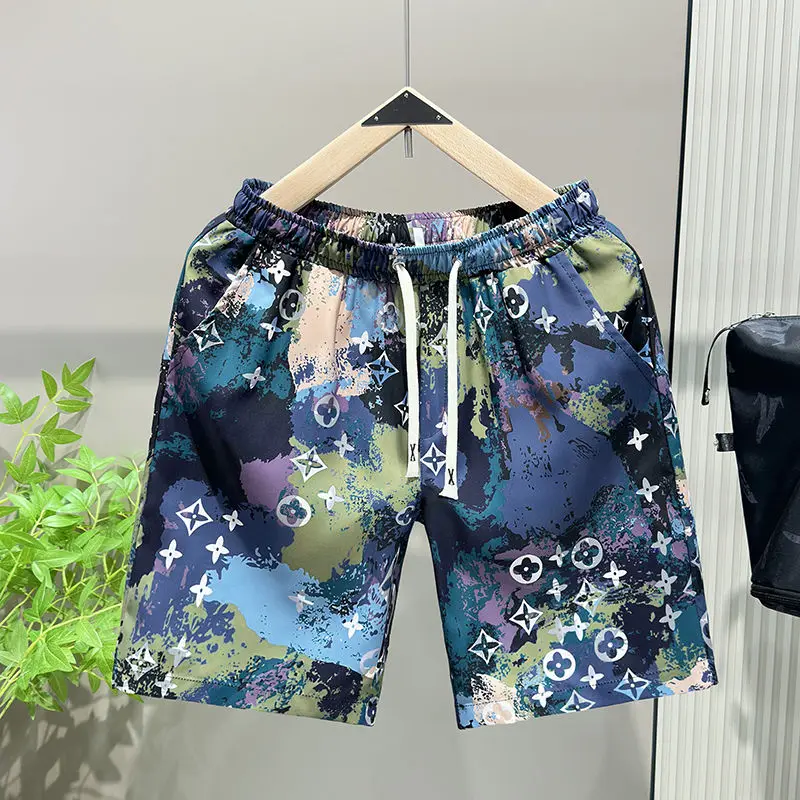 

2024 men's new printed versatile five-point pants loose personality summer fashion casual pants shorts beach pants