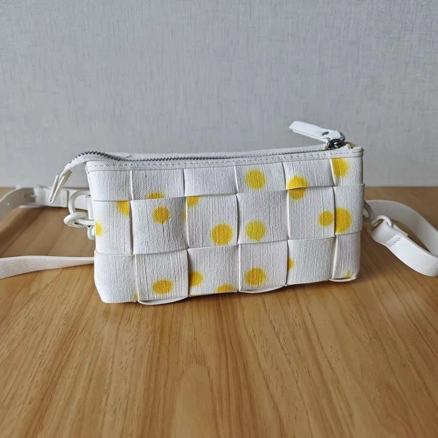 European, American, Spanish original versatile single shoulder crossbody bag, simple woven casual bag
