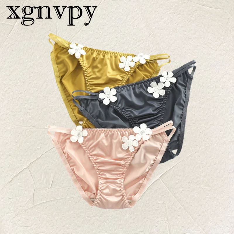 Xgnvpy Sexy Floral Satin Panties Female Students Playful Breathable Comfort Silky Cotton Crotch Low Waist Women\'s Triangle Pants