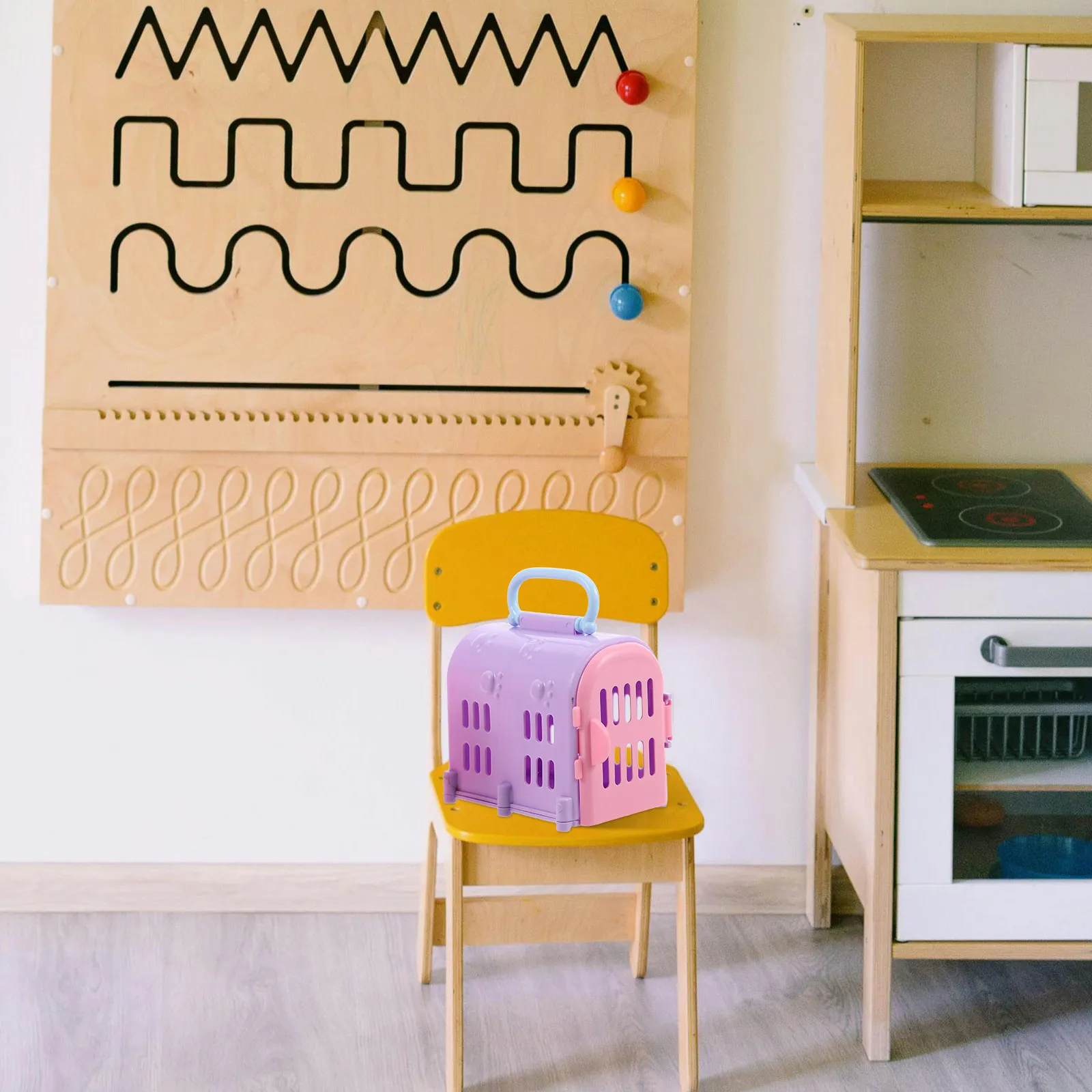 

4Pcs Dollhouse Pet Carrier Realistic Miniature Dog Travel Cage Portable Pretend Play Small Animal Travel Box Tiny Pet Carrier