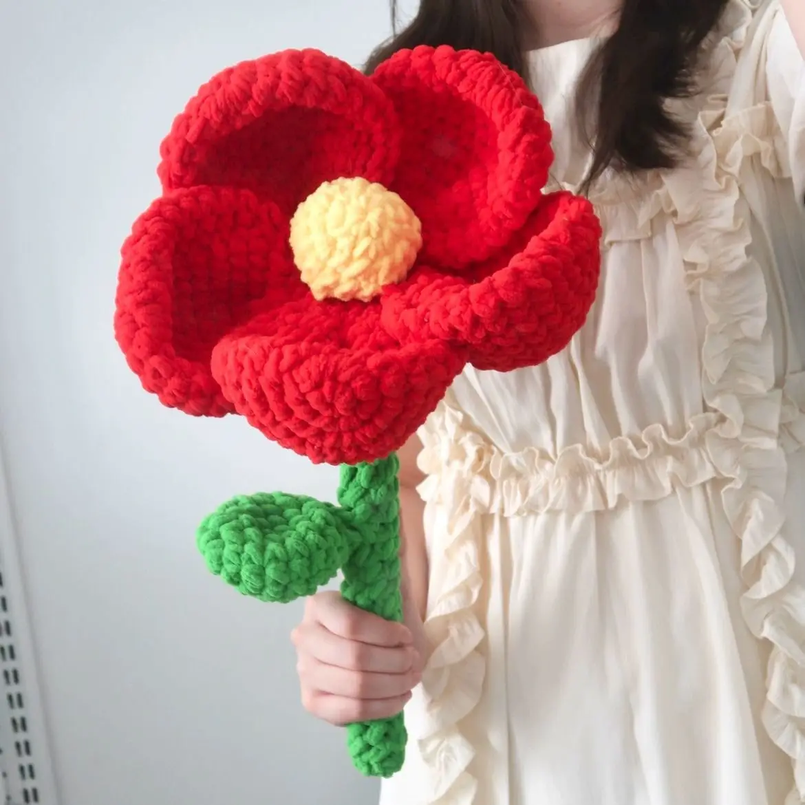 Super Large Floral Material Bag Knitting Diy Ice Stripe Thick Wool Crochet Tulip Flower Pillow As A Gift To Your Best Friend