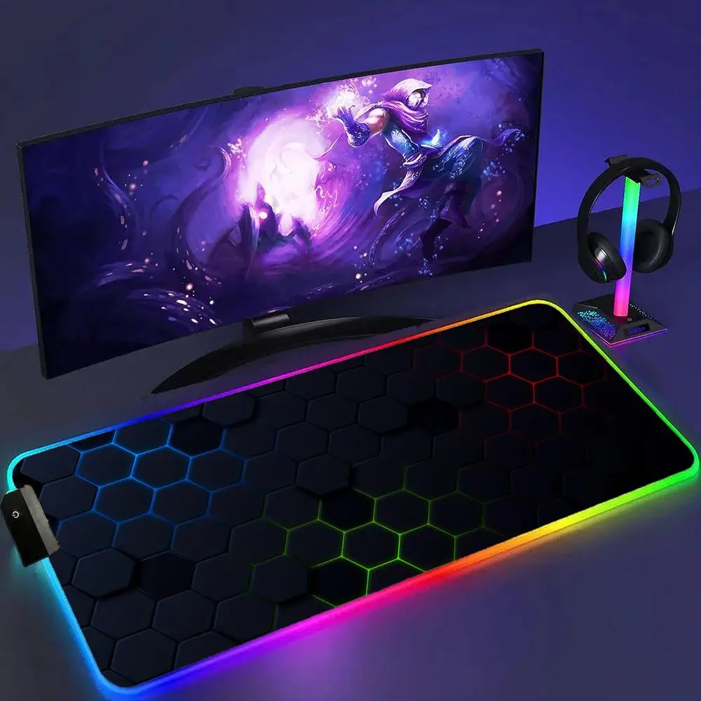 

XXL RGB Gaming Mouse Pad New 3D Geometry Desk Mat HD Gamer Accessories Large LED Light Mousepads PC Computer Carpet with Backlit