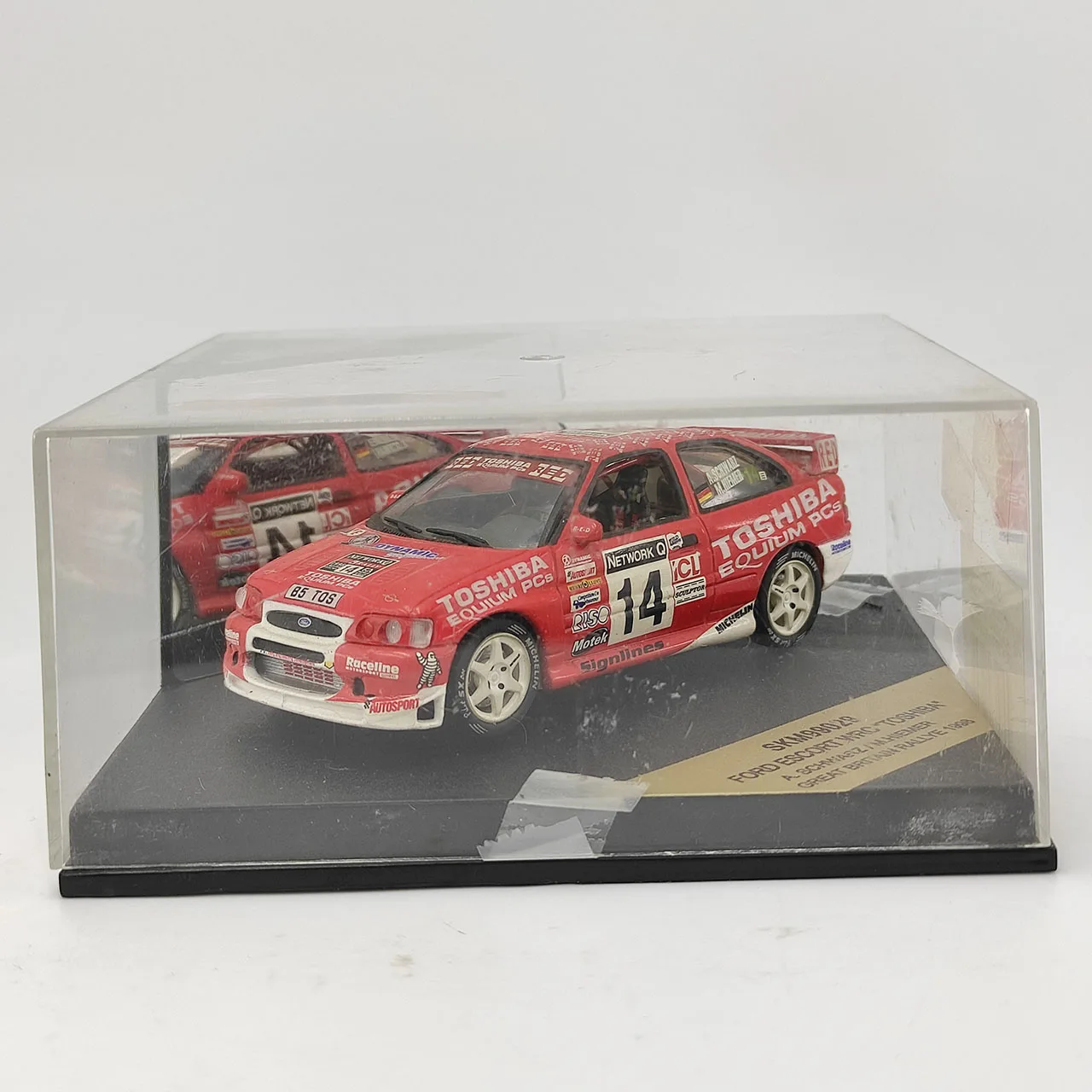 Diecast SKID Scala 1:43 Ford ESCORT WRC "TOSHIBA" Rally 1998 Modello di auto in lega da collezione Giocattolo regalo Souvenir Display Ornamento