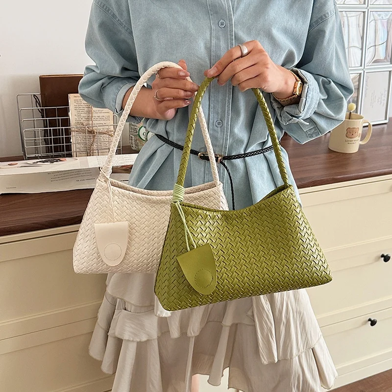 Hand Woven PU Underarm Bag For Women Vintage Solid Color Braided Shoulder Bag Fashion Small Tote Handbag For Daily Vacation