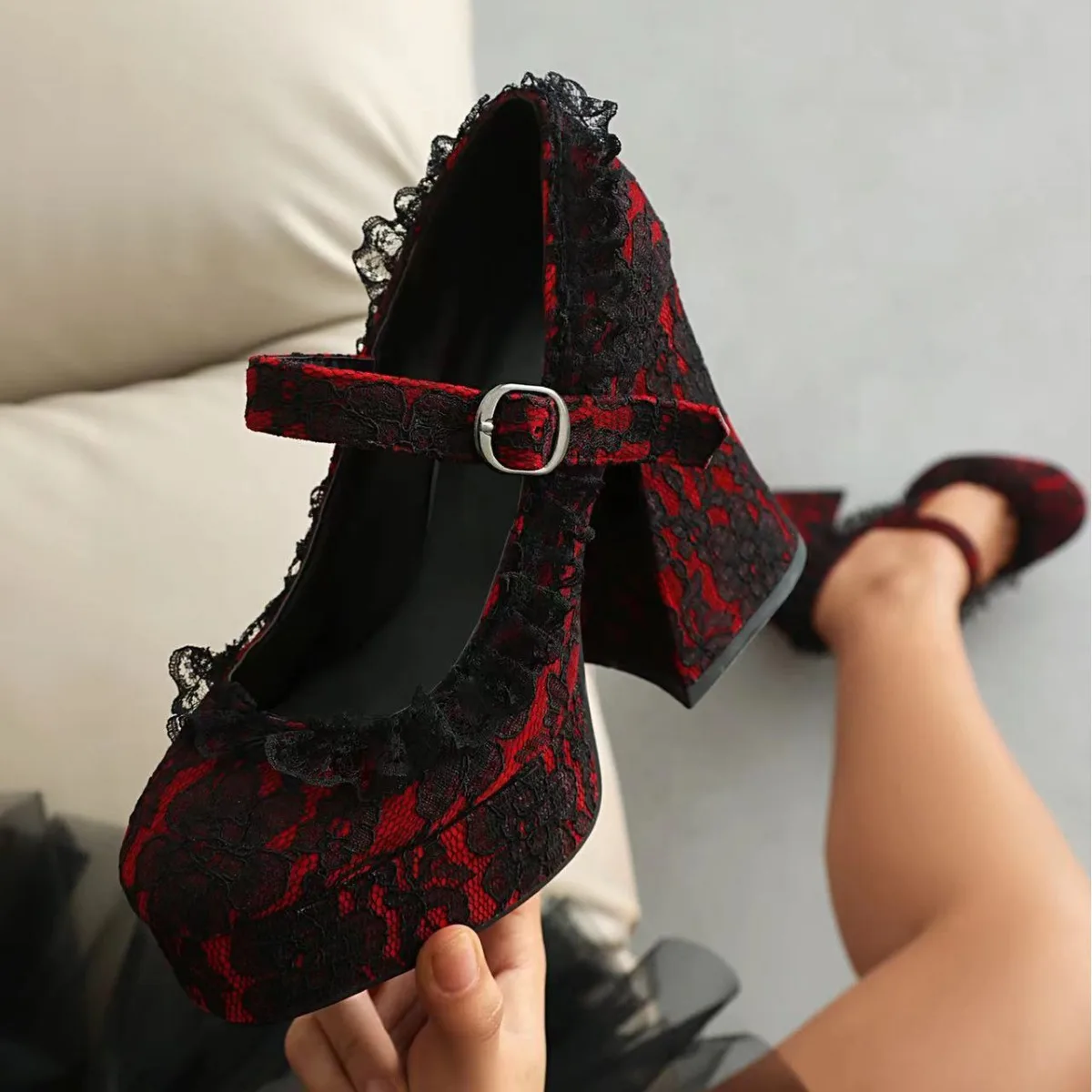 

2025 Waterproof Platform High Heels Elegant Shoes Thick Bottom Lace Mary Jane Shallow Mouth Pumps