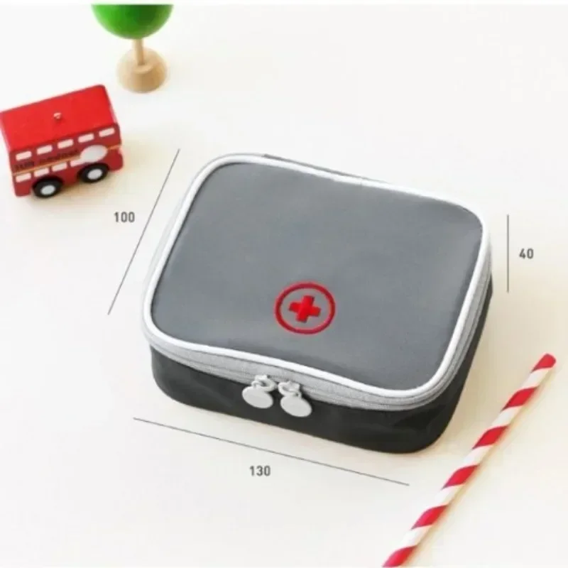 

Small Organizer, Travel Portable Medicine Package, Emergency Kit Bags, Mini Outdoor First Aid Kit Bag, Medicine Storage Bag