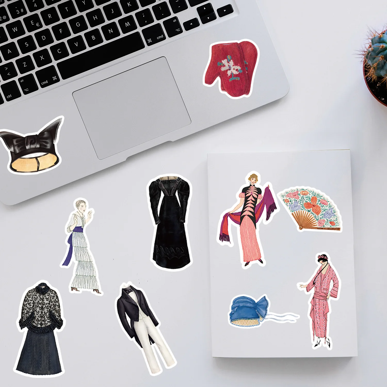 European Classical Fashion Stickers 50Pcs Waterproof Self-Adhesive Decorative for Cups Laptops Vintage Style view 3