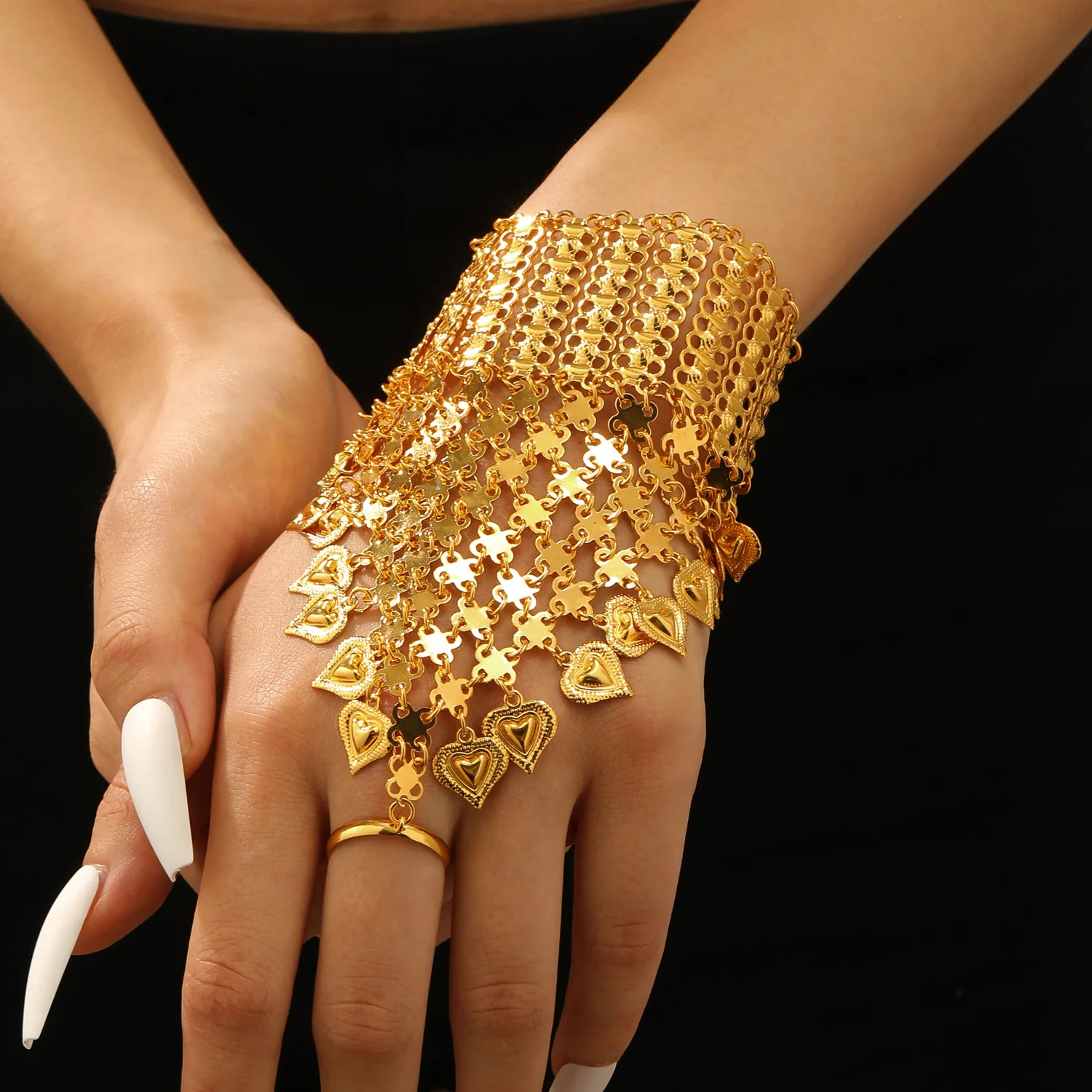 Ethnic Arabic Style Gold Color - đánh giá và giá Ethnic Fashion Trends 2026