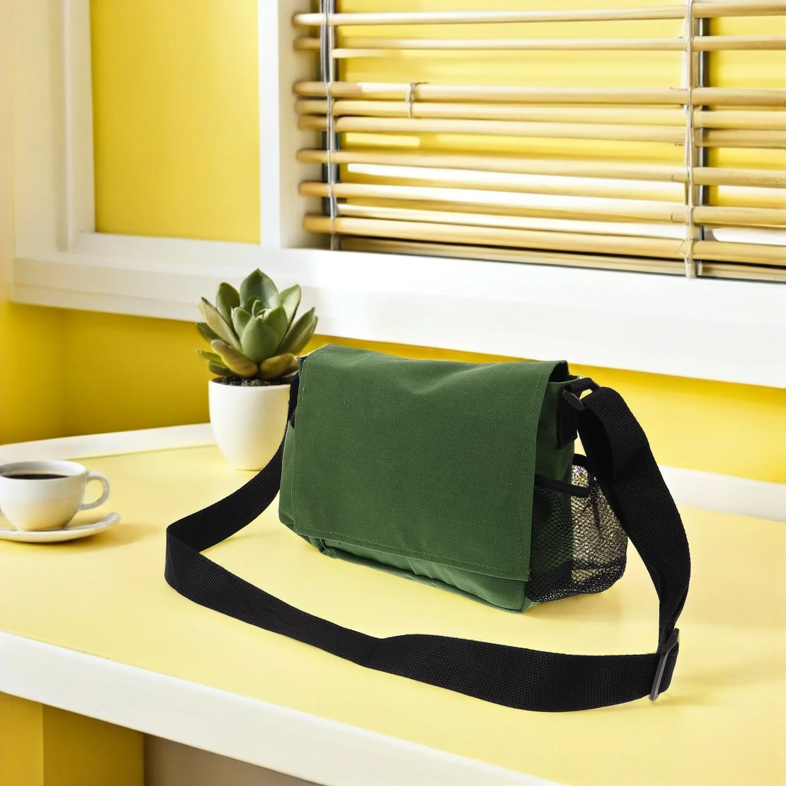 

Golf Crossbody Sling Bag Golf Ball Holder Adjustable Strap Women Men Valuables Pouch Utility Pouch Courses Golfer Accessories