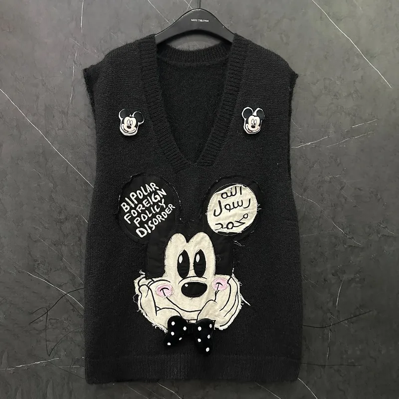 2025 Autumn New Cartoon Beautiful V-Neck Knitted Sweater Vest Ladies Loose Casual Age-Reducing Pullover Top Knitwear Waistcoat