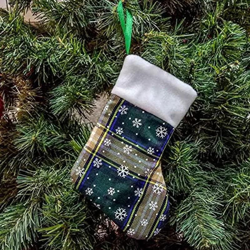 Christmas Stocking,Xmas Ornament-Plaid Snowflakes Printed Stand Hanger Kitchen Silverware Holder Knives Pocket 17X12cm