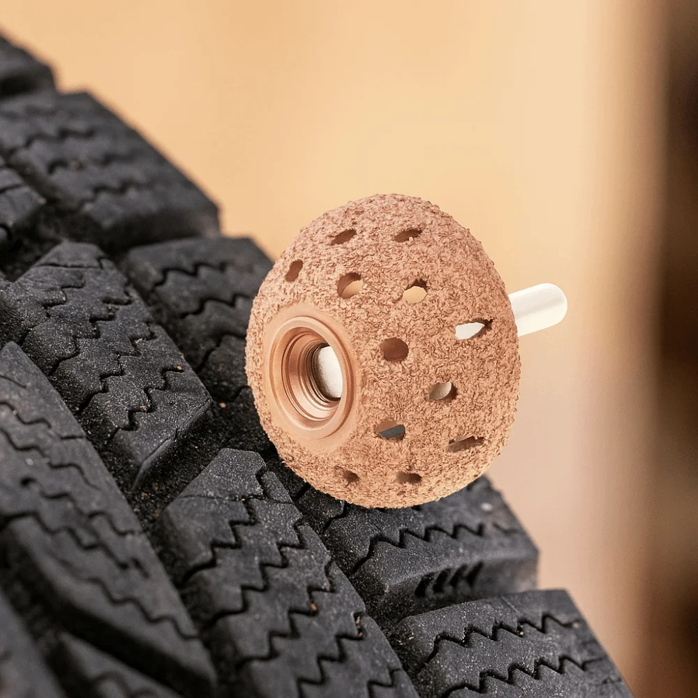 Raspa in metallo duro Strumento di riparazione pneumatici Lega di tungsteno Testa di molatura a grana grossa Strumento patch tipo ciotola ad alta velocità e bassa velocità