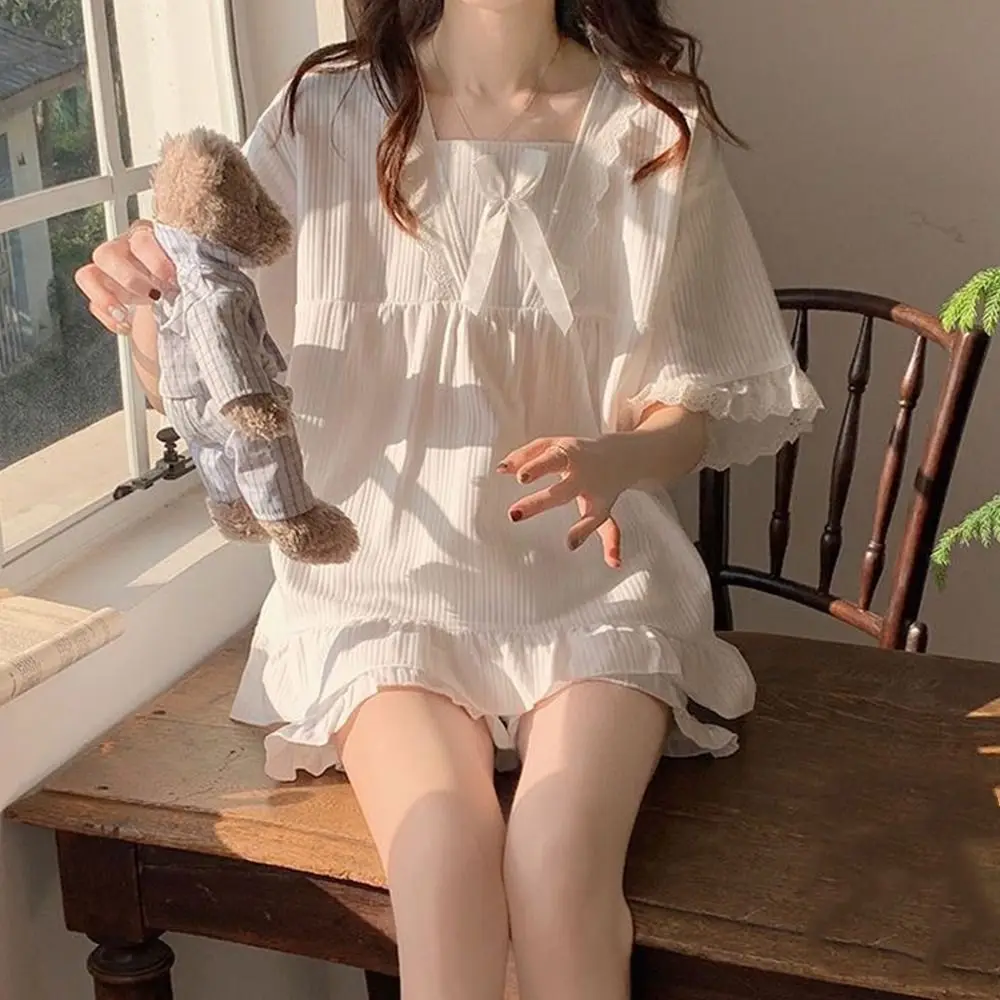 

Chic Korean Women‘s Pajamas Set Cute Sweet Floral Sleepwear Homewear with Chest Pads Short-Sleeved Pajamas Women's Clothing