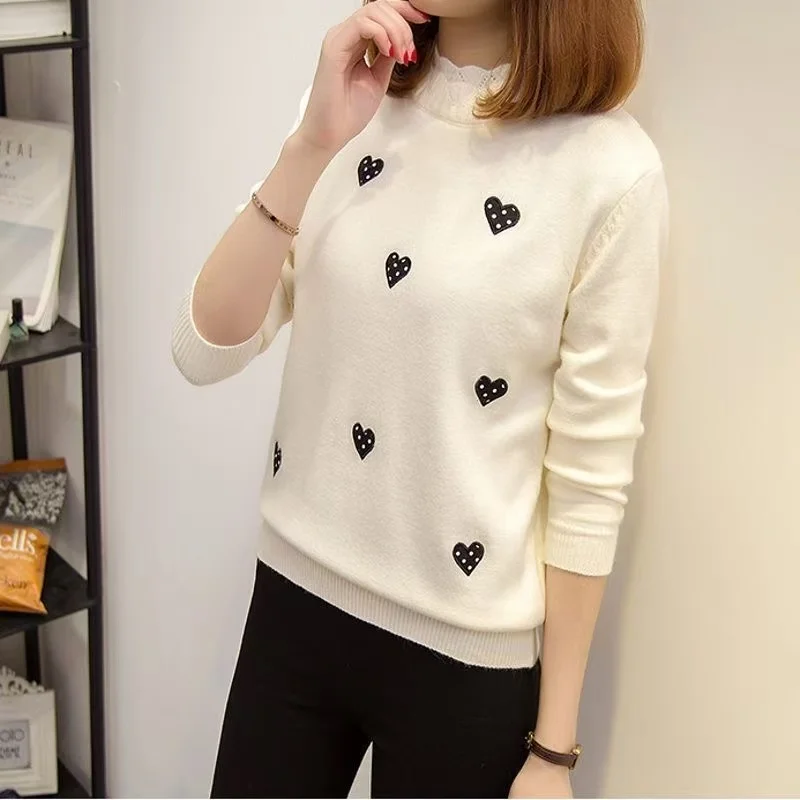 Fleece Lined Loose Women's Sweater Autumn Winter Fashion Inner Wear Base Layer Top Korean Style Embroidered Dyed Hollow out