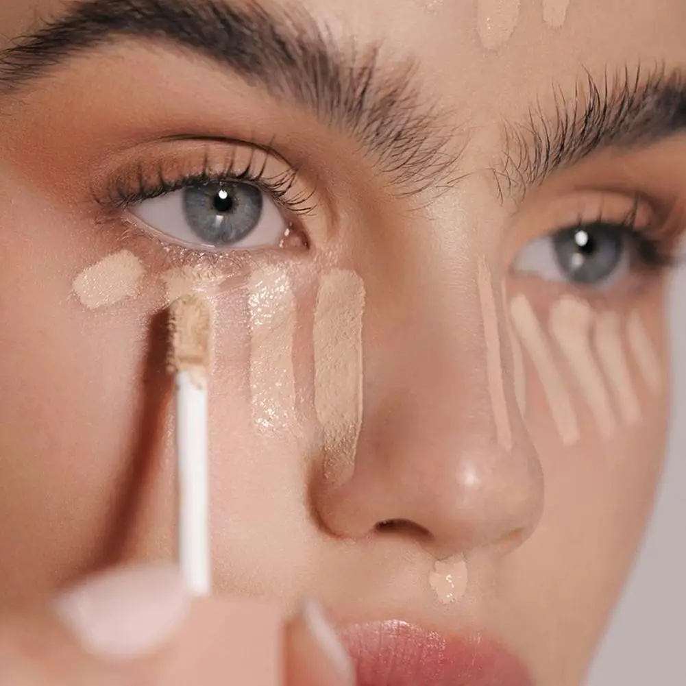 1Pc Vloeibare Concealer Houdt Matte Afwerking Lichtgewicht Romige Formule Met De Hele Dag Volledige Dekking Verbergt Kreukbestendig