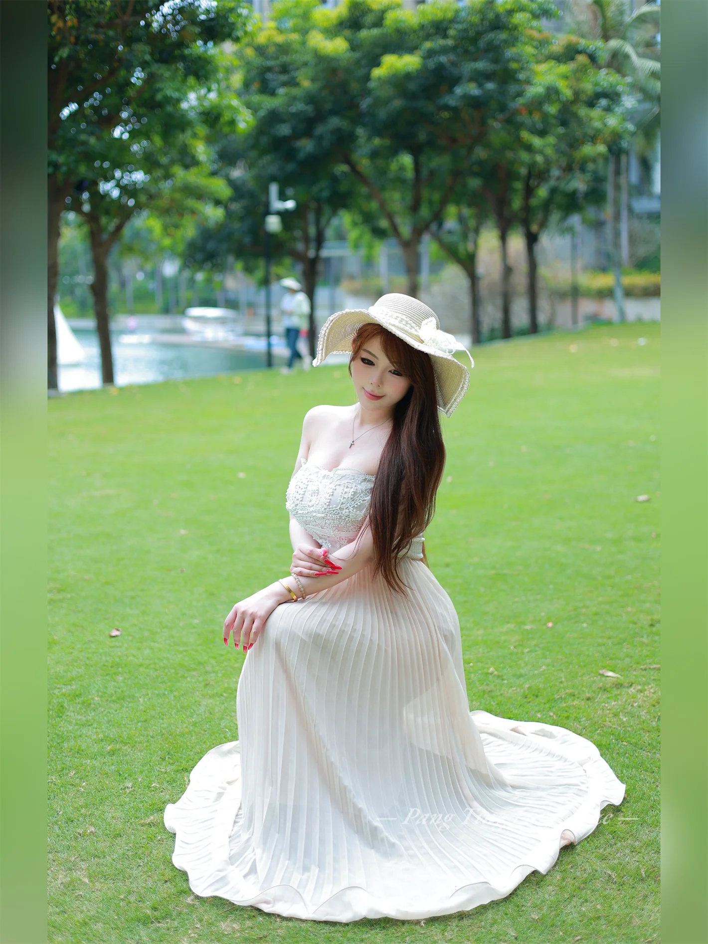 

plus Size Lace Trim Pleated Tube Top Dress Women's Holiday Style Long Skirt Princess A-Line Silhouette Sleeveless Spring Date