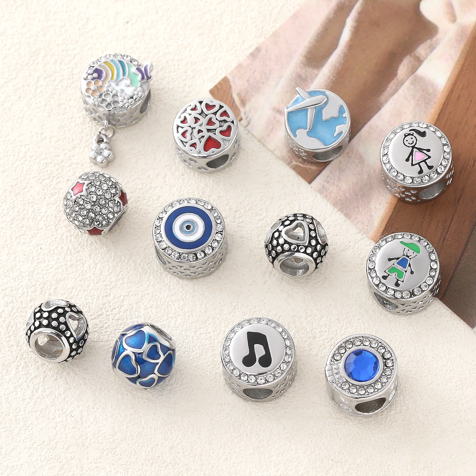 2024 neue Silber Farbe Nette Herz Stern Böse Augen Flugzeug Jungen Mädchen Perlen Fit Original Armband DIY Für Frauen Mädchen schmuck Geschenk – Detail 3