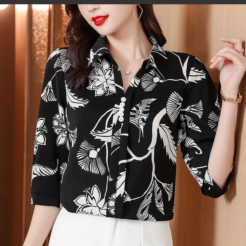 

Fashion Lapel Spliced Button Printed Blouse Women's Clothing 2024 Spring New Oversized Casual Pullovers Loose Office Lady Shirt