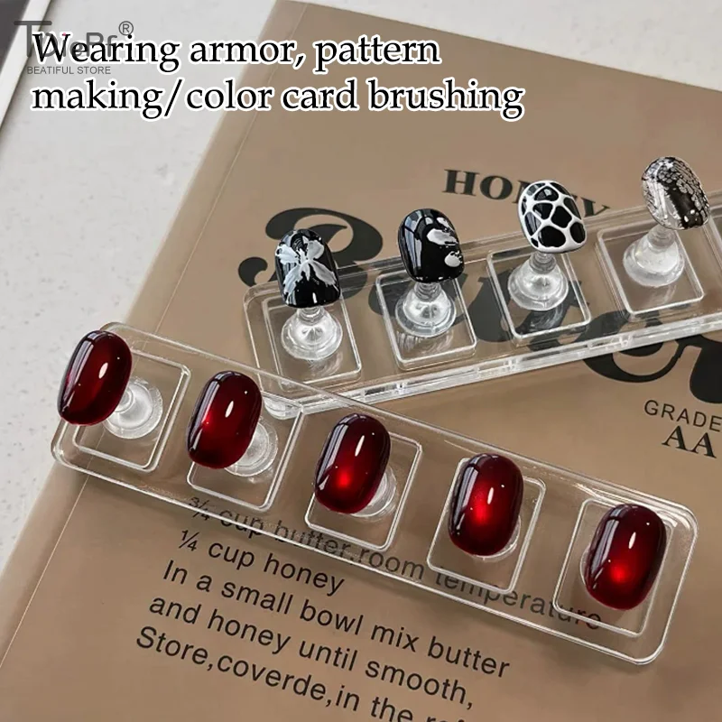 

Non-Magnetic Nail Stand Acrylic Cartoon Bear Love Shape Nail Stand False For Cat Eye Gel Press On Nail Display Stand Tip Holder